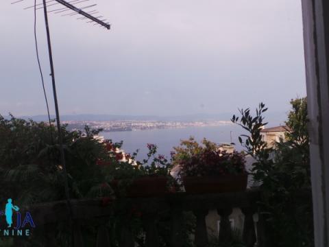 Opatija-gospodska etaža vile na atraktivnoj lokaciji 180 m2