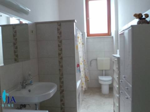 Opatija-gospodska etaža vile na atraktivnoj lokaciji 180 m2