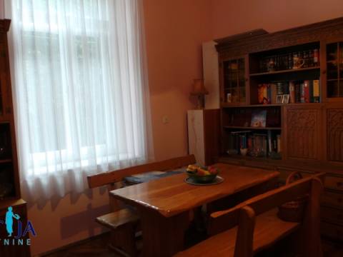 Opatija-gospodska etaža vile na atraktivnoj lokaciji 180 m2