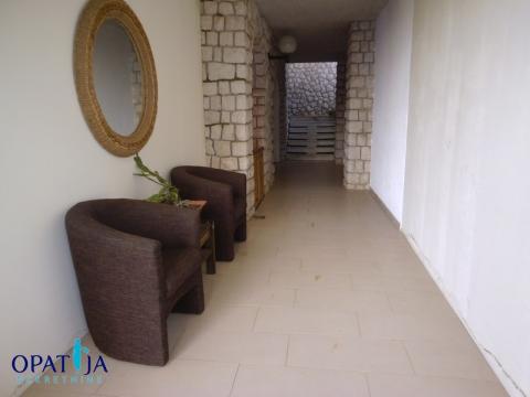OPATIJA, PRILIKA!!!- apartmanska kuća za investiciju