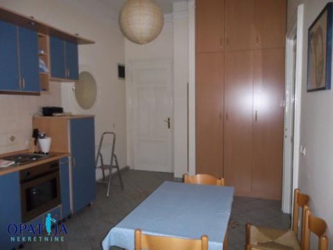 Opatija centar grada i događanja- stan 112 m2