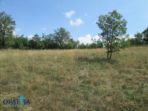 Viškovo-Marčelji prekrasan teren s pogledom na more