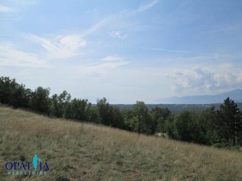 Viškovo-Marčelji prekrasan teren s pogledom na more