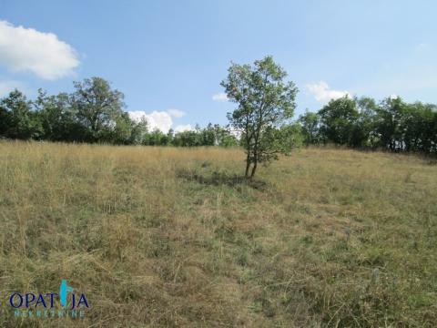 Viškovo-Marčelji prekrasan teren s pogledom na more