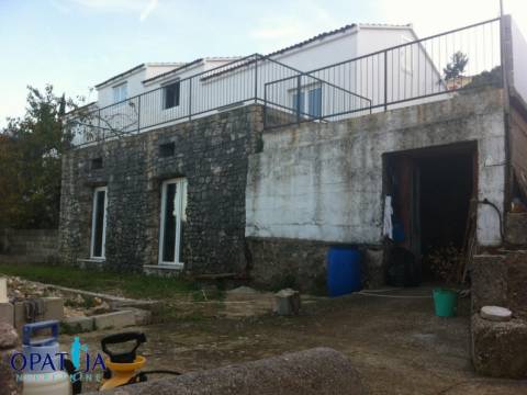 Korčula, Lumbarda kuća sa četiri apartmana
