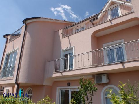 Дома Ičići, Opatija - Okolica, 420m2