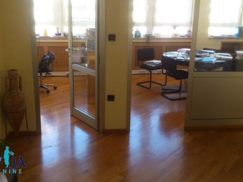 Centar - uredski prostor 107 m2