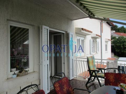 OPATIJA - kuća na okućnici od 1850 m2