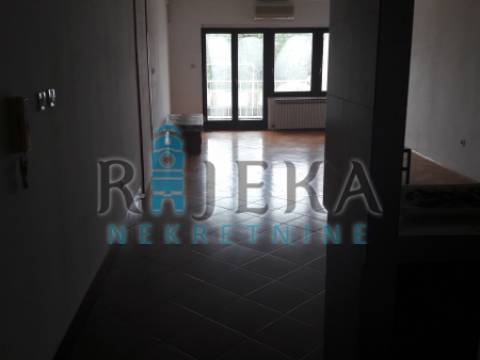 D.DRENOVA, KUĆA, PRODAJA