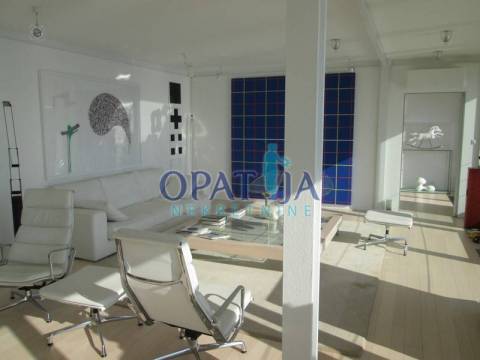Rijeka, moderna vila I. red do mora, lift, bazen, parking
