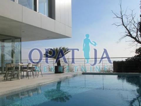 Rijeka, moderna vila I. red do mora, lift, bazen, parking