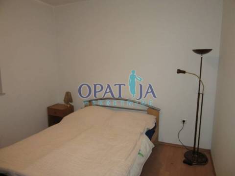 Opatija, kuća sa 4 stana