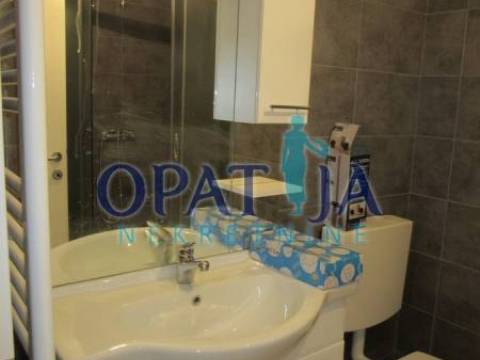 Opatija, kuća sa 4 stana
