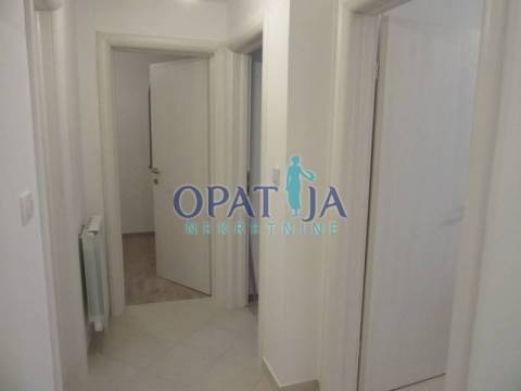 Opatija, kuća sa 4 stana