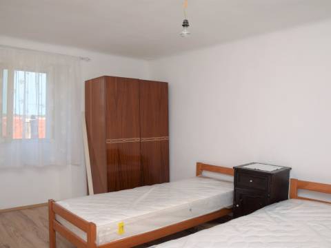 Tinjan, kamena kuća, stara villa
