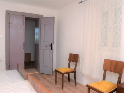 Tinjan, kamena kuća, stara villa