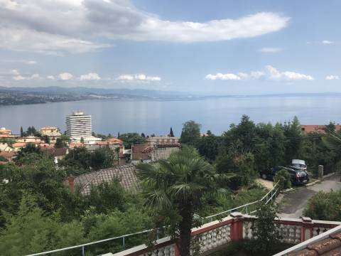 Opatija - obiteljska kuća