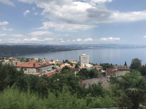 Opatija - obiteljska kuća