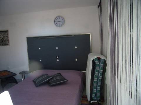 Obiteljska villa s bazenom