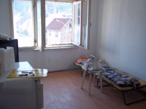 Gerovo, centar, potkrovlje za adaptaciju