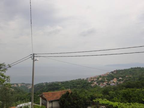 Imanje sa starinom te pomoćnim objektom na području Opatijske rivijere