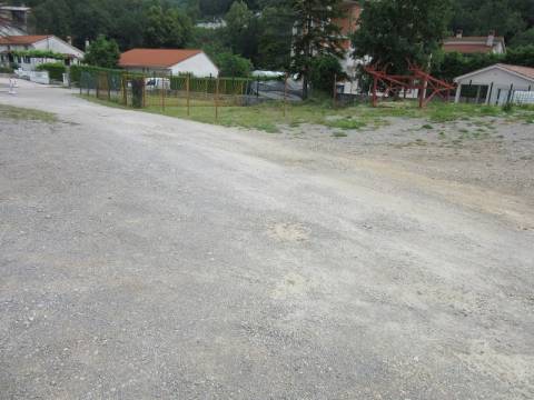 Rijeka okolica -Kastav teren za zgradu sa cca 20 stanova +pp
