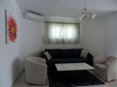 Luksuzna apartmanska kuća s uhodanim poslom. 