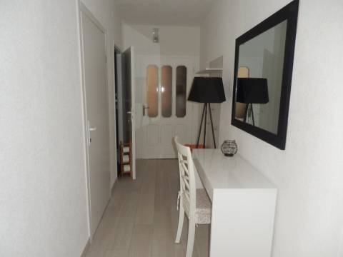 Luksuzna apartmanska kuća s uhodanim poslom. 
