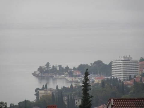 Matulji centar- stan 3s+db, 109 m2