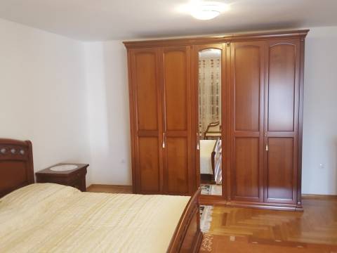 Prekrasna kuća 250m2 Grižane
