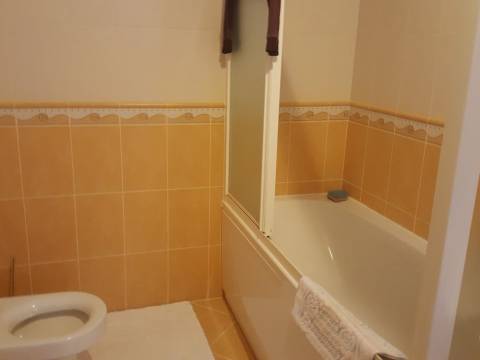 Prekrasna kuća 250m2 Grižane
