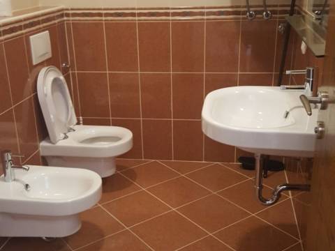Prekrasna kuća 250m2 Grižane