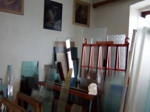 Sveti Ivan Zelina, stan 110 m2 s poslovnim prostorom 120 m2 i gradilištem