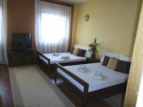 Volosko, PRILIKA!!! HITNA PRODAJA - apartmanska kuća za investiciju