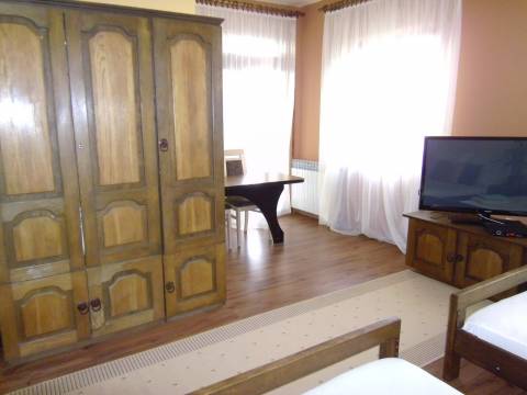 Volosko, PRILIKA!!! HITNA PRODAJA - apartmanska kuća za investiciju