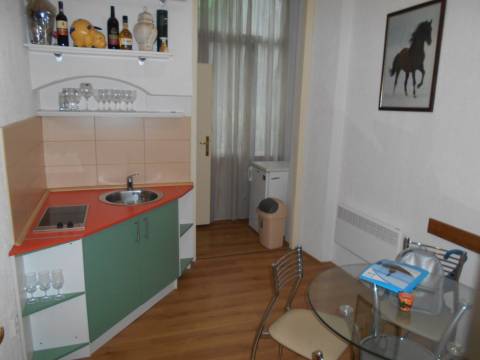 Attività commerciale Školjić, Rijeka, 1m2