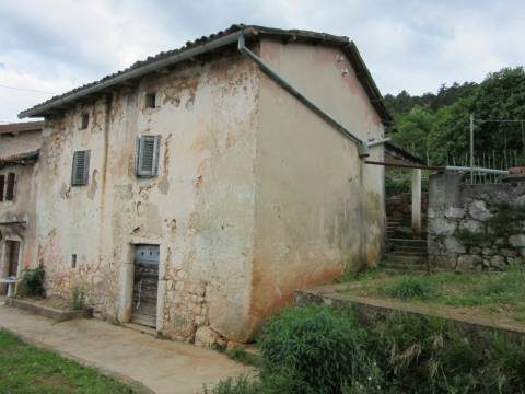 Antiques and stone houses Liganj, Lovran, 104m2