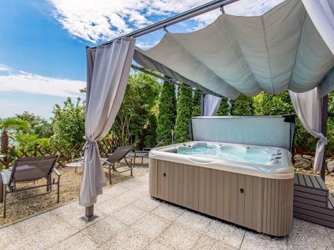 Flats Opatija - Centar, Opatija, 222m2