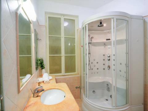 Flats Opatija - Centar, Opatija, 200m2