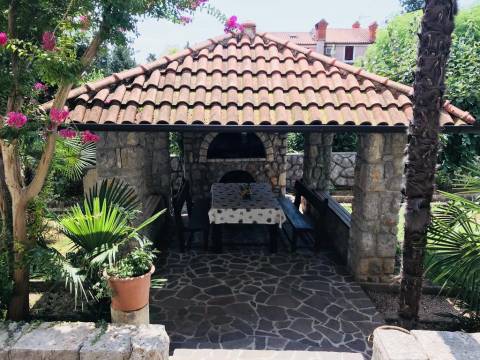 Ičići, 3s+db, lođa, 200 m od mora