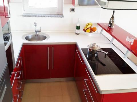 Ičići, 3s+db, lođa, 200 m od mora
