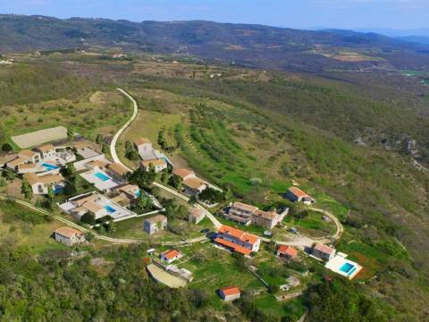 Lands Grožnjan, 114.440m2