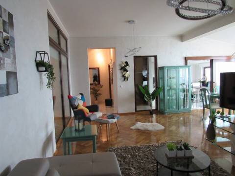 Flats Ičići, Opatija - Okolica, 130m2