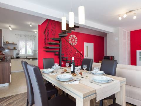 Дома Tribalj, Vinodolska Općina, 300m2