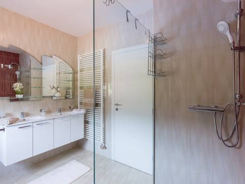 Дома Tribalj, Vinodolska Općina, 300m2