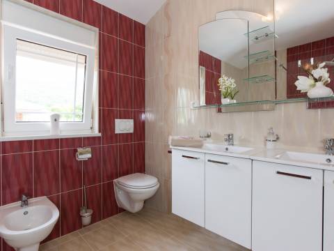 Дома Tribalj, Vinodolska Općina, 300m2