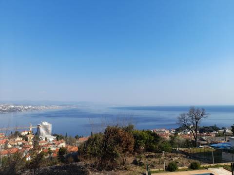 Opatija blizina centra luksuzni stan 2.kat, 2S+DB, 101.56 m2