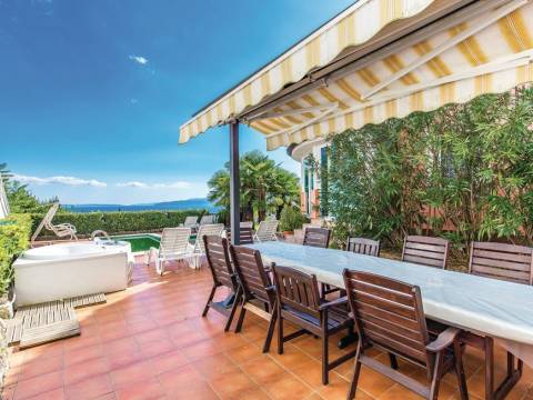 Дома Plahuti, Opatija, 489m2