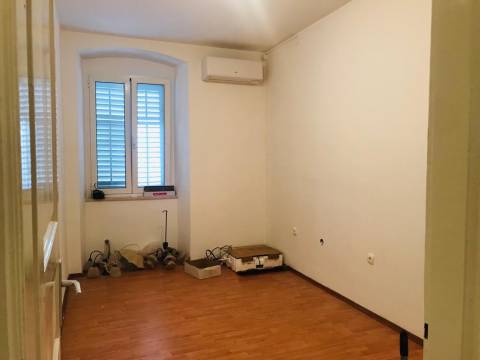 Помещения для работы Centar, Rijeka, 55m2