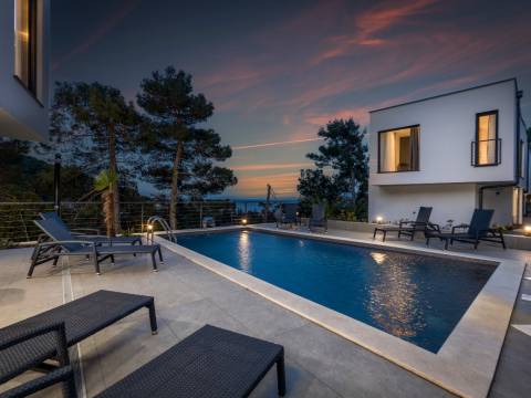 Дома Mošćenička Draga, 202m2
